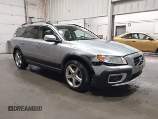2013 Volvo XC70 T6 z VIN YV4902BZ6D1155194, wystawiony jako IAAI lot #42429379 z przebiegiem 99 163 mil mil oraz . Historia ofert i sprzedaży dostępna na DreamBid. Obrazek 1.