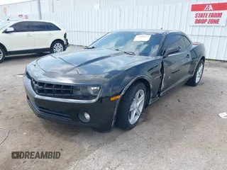 2012 Chevrolet Camaro 2LS с VIN 2G1FA1E3XC9210303, выставлен на аукционе IAAI как лот 42090423 с пробегом 122 586 миль миль и . История ставок и продаж доступна на DreamBid. Изображение 2.