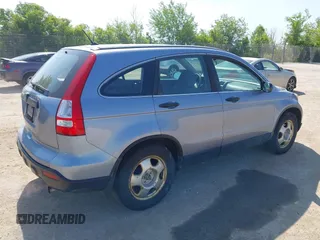 2008 Honda CR-V LX z VIN 5J6RE48308L019148, wystawiony jako IAAI lot #42533727 z przebiegiem 221 554 mil mil oraz . Historia ofert i sprzedaży dostępna na DreamBid. Obrazek 4.