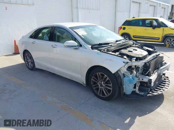 2014 Lincoln MKZ with VIN 3LN6L2G9XER812698, listed as a IAAI auction lot 42112325 with 144,227 mi miles and . Bid and sale history available at DreamBid. Image 1.