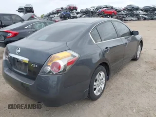 2012 Nissan Altima 2.5 S with VIN 1N4AL2AP7CN489125, listed as a IAAI auction lot 41731788 with 207,697 mi miles. Bid and sale history available at carsss.com. Image 4.