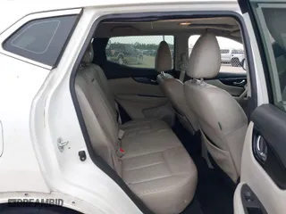 2017 Nissan Rogue Sport S with VIN JN1BJ1CP8HW014731, listed as a IAAI auction lot 41101662 with 62,882 mi miles. Bid and sale history available at carsss.com. Image 8.
