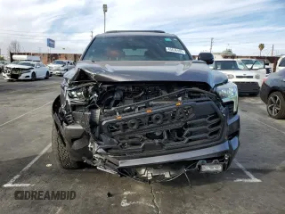 2025 Toyota Sequoia SR5 with VIN 7SVAAABA5SX053838, listed as a Copart auction lot 43636405 with 1,553 mi miles and Salvage Title. Bid and sale history available at carsss.com. Image 5.