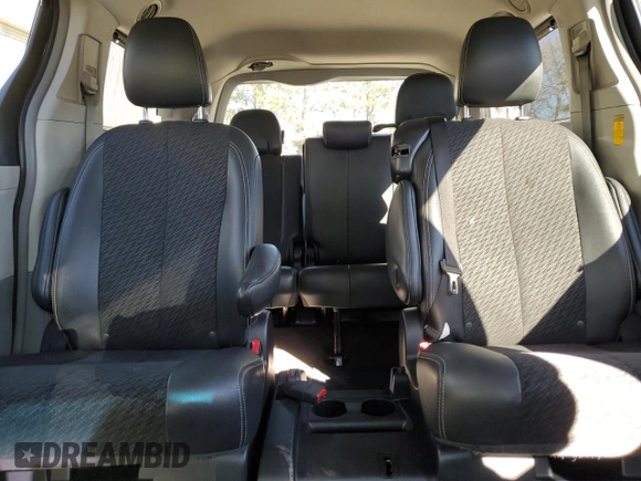 2014 Toyota Sienna SE with VIN 5TDXK3DC2ES518694, listed as a Copart auction lot 45270805 with 170,824 mi miles and Salvage Title. Bid and sale history available at DreamBid. Image 10.