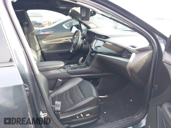 2021 Cadillac XT6 AWD Sport with VIN 1GYKPHRS9MZ104411, listed as a IAAI auction lot 41550524 with 32,140 mi miles. Bid and sale history available at carsss.com. Image 5.