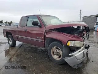 2001 Dodge 1500 z VIN 3B7HC13Z21M257475, wystawiony jako Copart lot #49248635 z przebiegiem 228 198 mil mil oraz Szkoda całkowita • Salvage title. Historia ofert i sprzedaży dostępna na DreamBid. Obrazek 4.
