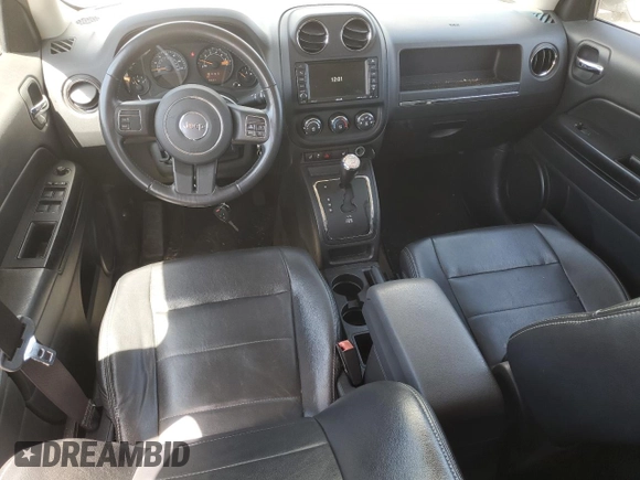 2014 Jeep Patriot High Altitude z VIN 1C4NJPFA3ED679743, wystawiony jako Copart lot #58660725 z przebiegiem 99 253 mil mil oraz Czysty tytuł • Clean title. Historia ofert i sprzedaży dostępna na DreamBid. Obrazek 8.