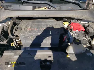 2019 Jeep Compass Limited with VIN 3C4NJDCB6KT629954, listed as a Copart auction lot 82418815 with 90,579 mi miles and Salvage title. Bid and sale history available at DreamBid. Image 14.