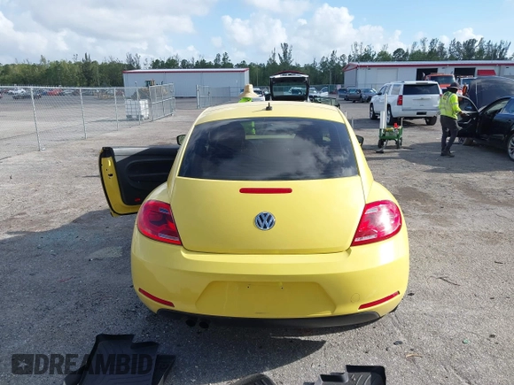 2015 Volkswagen Beetle Fleet Edition with VIN 3VWF17AT6FM641987, listed as a IAAI auction lot 41964021 with 87,818 mi miles and . Bid and sale history available at DreamBid. Image 16.