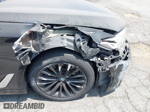 2021 BMW 5 Series 530i z VIN WBA53BH01MCF65097, wystawiony jako IAAI lot #42783119 z przebiegiem 91 829 mil mil oraz . Historia ofert i sprzedaży dostępna na DreamBid. Obrazek 18.