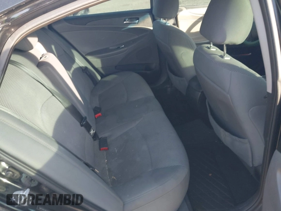 2014 Hyundai Sonata GLS with VIN 5NPEB4AC8EH921120, listed as a IAAI auction lot 41891370 with 187,931 mi miles and . Bid and sale history available at carsss.com. Image 8.