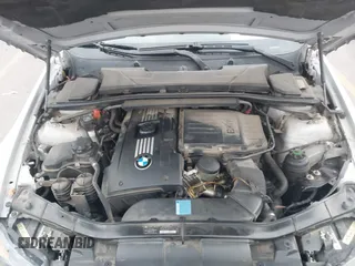 2007 BMW 3 Series 335xi with VIN WBAVD53597A008548, listed as a IAAI auction lot 41471614 with Not Provided miles and . Bid and sale history available at carsss.com. Image 10.