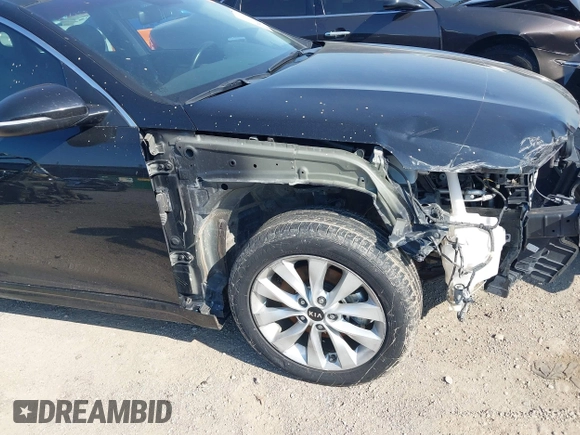 2018 Kia Optima LX with VIN 5XXGT4L36JG220911, listed as a IAAI auction lot 41903062 with 108,080 mi miles. Bid and sale history available at carsss.com. Image 19.