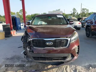 2020 Kia Sorento LX V6 with VIN 5XYPG4A52LG615577, listed as a IAAI auction lot 41865205 with 106,197 mi miles. Bid and sale history available at carsss.com. Image 12.