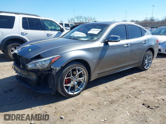 2018 Infiniti Q70 Luxe with VIN JN1BY1AR6JM220065, listed as a IAAI auction lot 41665033 with 135,905 mi miles and . Bid and sale history available at DreamBid. Image 2.