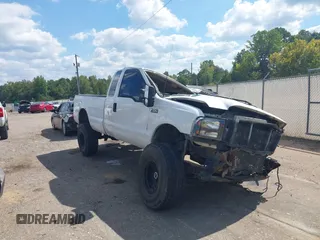 2002 Ford Super Duty F-250 XL with VIN 1FTNX21F52ED33624, listed as a IAAI auction lot 40442155 with 1 mi miles. Bid and sale history available at carsss.com. Image 1.
