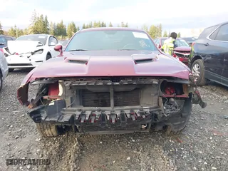 2019 Dodge Challenger SXT with VIN 2C3CDZGG8KH690401, listed as a IAAI auction lot 41313735 with 67,227 mi miles. Bid and sale history available at carsss.com. Image 6.