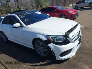 2015 Mercedes-Benz C C 300 Luxury with VIN 55SWF4KBXFU078275, listed as a IAAI auction lot 41644311 with 118,429 mi miles. Bid and sale history available at carsss.com. Image 1.