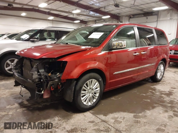 2015 Chrysler Town & Country Touring-L with VIN 2C4RC1CG4FR590814, listed as a IAAI auction lot 41703050 with 97,470 mi miles. Bid and sale history available at carsss.com. Image 22.