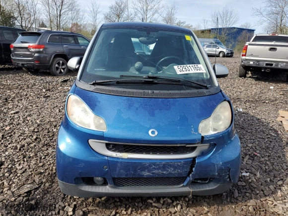 2008 Smart fortwo Pure with VIN WMEEJ31X08K095175, listed as a Copart auction lot 52931165 with 102,299 mi miles and Salvage Title. Bid and sale history available at carsss.com. Image 5.