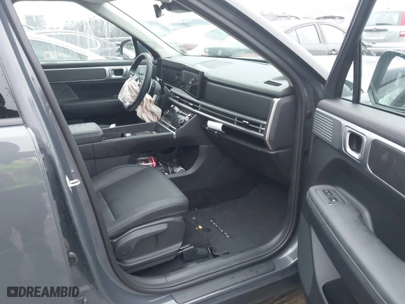 2025 Hyundai Santa Fe SEL with VIN 5NMP2DGL6SH087826, listed as a IAAI auction lot 41559372 with 3,081 mi miles. Bid and sale history available at carsss.com. Image 5.