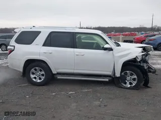 2017 Toyota 4Runner SR5 with VIN JTEBU5JR0H5451303, listed as a IAAI auction lot 41351962 with 68,872 mi miles. Bid and sale history available at carsss.com. Image 14.
