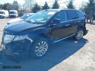 2011 Lincoln MKX with VIN 2LMDJ6JK5BBJ05443, listed as a IAAI auction lot 41871040 with 183,294 mi miles. Bid and sale history available at carsss.com. Image 2.