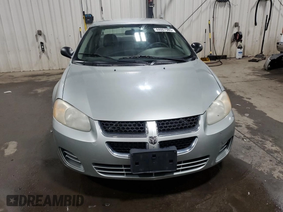 2006 Dodge Stratus SXT z VIN 1B3AL46T06N229537, wystawiony jako Copart lot #44007985 z przebiegiem 76 630 mil mil oraz Szkody całkowita. Historia ofert i sprzedaży dostępna na DreamBid. Obrazek 5.