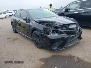 2019 Toyota Camry LE z VIN 4T1B11HK7KU210863, wystawiony jako IAAI lot #42436542 z przebiegiem 73 756 mil mil oraz . Historia ofert i sprzedaży dostępna na DreamBid. Obrazek 1.