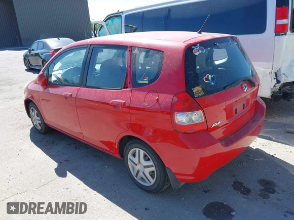 2007 Honda Fit z VIN JHMGD37427S060145, wystawiony jako IAAI lot #42374305 z przebiegiem 282 714 mil mil oraz . Historia ofert i sprzedaży dostępna na DreamBid. Obrazek 3.