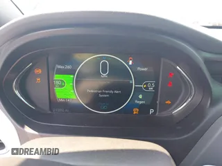 2021 Chevrolet Bolt EV Premier z VIN 1G1FZ6S01M4106836, wystawiony jako IAAI lot #42438764 z przebiegiem 27 894 mil mil oraz . Historia ofert i sprzedaży dostępna na DreamBid. Obrazek 7.
