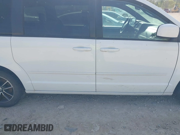 2016 Dodge Grand Caravan R/T with VIN 2C4RDGEG0GR322373, listed as a IAAI auction lot 42100479 with 185,000 mi miles and . Bid and sale history available at DreamBid. Image 13.