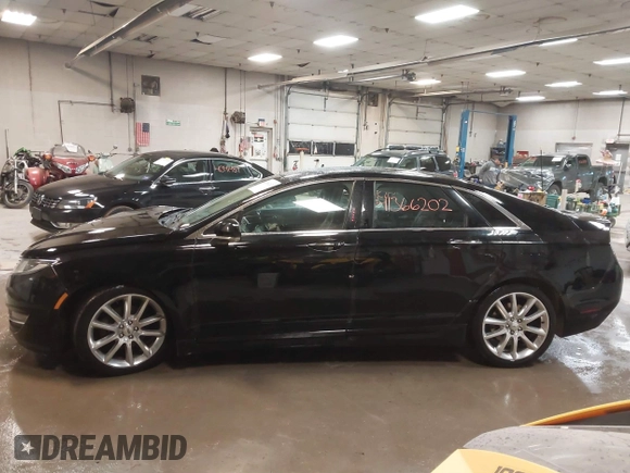 2016 Lincoln MKZ with VIN 3LN6L2J96GR622019, listed as a IAAI auction lot 41366202 with 149,144 mi miles and . Bid and sale history available at DreamBid. Image 14.