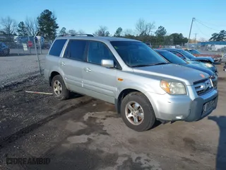2006 Honda Pilot EX-L with VIN 2HKYF18586H503553, listed as a IAAI auction lot 41888747 with 227,307 mi miles. Bid and sale history available at carsss.com. Image 1.