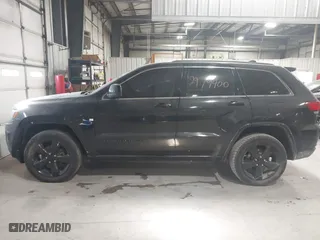 2015 Jeep Grand Cherokee Altitude with VIN 1C4RJFAG7FC134787, listed as a IAAI auction lot 41282379 with 177,120 mi miles. Bid and sale history available at carsss.com. Image 14.