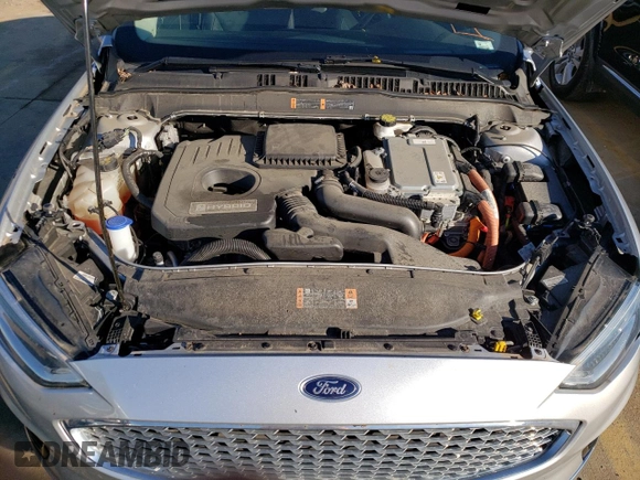 2019 Ford Fusion Hybrid Titanium with VIN 3FA6P0RUXKR106329, listed as a Copart auction lot 55557282 with 40,593 mi miles. Bid and sale history available at carsss.com. Image 7.