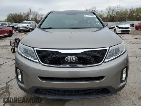 2014 Kia Sorento EX with VIN 5XYKU4A73EG470704, listed as a Copart auction lot 51827455 with 125,195 mi miles and Clean Title. Bid and sale history available at carsss.com. Image 5.