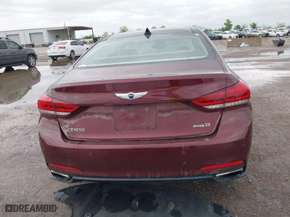 2015 Hyundai Genesis 3.8L with VIN KMHGN4JE5FU049032, listed as a IAAI auction lot 41923088 with 105,013 mi miles. Bid and sale history available at carsss.com. Image 16.