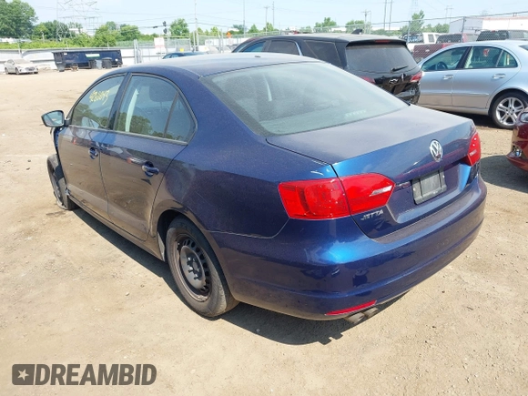 2013 Volkswagen Jetta S with VIN 3VW2K7AJ1DM272303, listed as a IAAI auction lot 42611043 with 129,107 mi miles and . Bid and sale history available at DreamBid. Image 3.