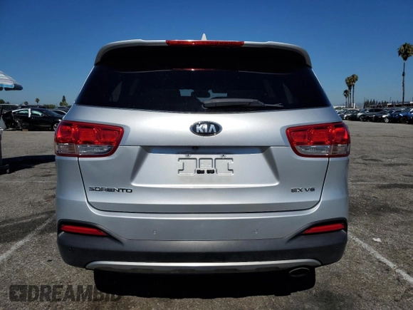 2018 Kia Sorento EX with VIN 5XYPH4A53JG385140, listed as a Copart auction lot 63948095 with 186,391 mi miles and Salvage title. Bid and sale history available at DreamBid. Image 6.