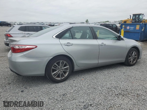 2015 Toyota Camry XLE z VIN 4T1BF1FK2FU043676, wystawiony jako Copart lot #55068485 z przebiegiem 120 629 mil mil oraz Szkoda całkowita • Salvage title. Historia ofert i sprzedaży dostępna na DreamBid. Obrazek 3.