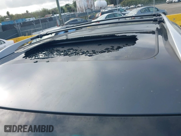 2011 Lexus RX 350 with VIN 2T2BK1BA0BC084694, listed as a IAAI auction lot 41906958 with 122,024 mi miles and . Bid and sale history available at DreamBid. Image 6.