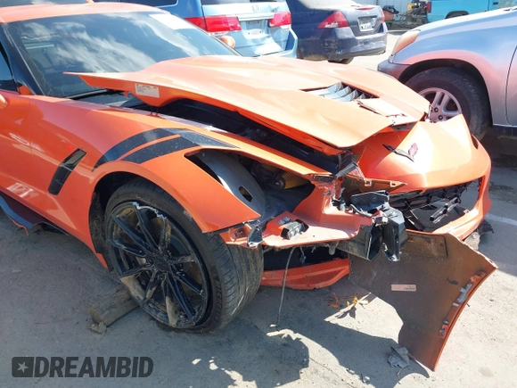 2019 Chevrolet Corvette 1LT z VIN 1G1YB2D74K5102125, wystawiony jako IAAI lot #42047085 z przebiegiem 43 939 mil mil oraz . Historia ofert i sprzedaży dostępna na DreamBid. Obrazek 19.