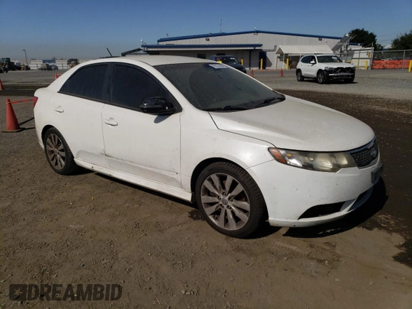 2013 Kia Forte SX with VIN KNAFW4A35D5741002, listed as a Copart auction lot 75131484 with 204,722 mi miles and Salvage Title. Bid and sale history available at carsss.com. Image 4.