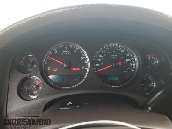 2010 GMC Yukon XL Denali with VIN 1GKUKMEF6AR225203, listed as a Copart auction lot 72700704 with 249,050 mi miles and Clean Title. Bid and sale history available at carsss.com. Image 9.