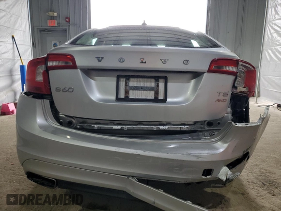 2015 Volvo S60 T5 Premier с VIN YV1612TBXF1306216, выставлен на аукционе Copart как лот 56515815 с пробегом 126 378 миль миль и Списание • Salvage title. История ставок и продаж доступна на DreamBid. Изображение 6.