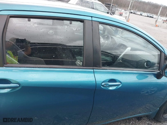 2016 Nissan Versa Note S with VIN 3N1CE2CP6GL379590, listed as a IAAI auction lot 41722223 with 116,948 mi miles. Bid and sale history available at carsss.com. Image 13.