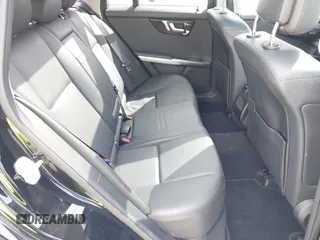 2015 Mercedes-Benz GLK with VIN WDCGG8JB0FG402300, listed as a IAAI auction lot 41969142 with 135,806 mi miles. Bid and sale history available at carsss.com. Image 8.