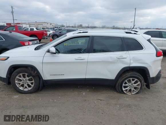 2015 Jeep Cherokee North with VIN 1C4PJMCS6FW564435, listed as a IAAI auction lot 41992440 with 166,048 mi miles. Bid and sale history available at carsss.com. Image 14.