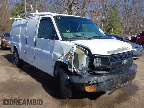 2008 Chevrolet Express Cargo Van with VIN 1GCGG25C481179562, listed as a IAAI auction lot 41582058 with 150,510 mi miles. Bid and sale history available at carsss.com. Image 6.